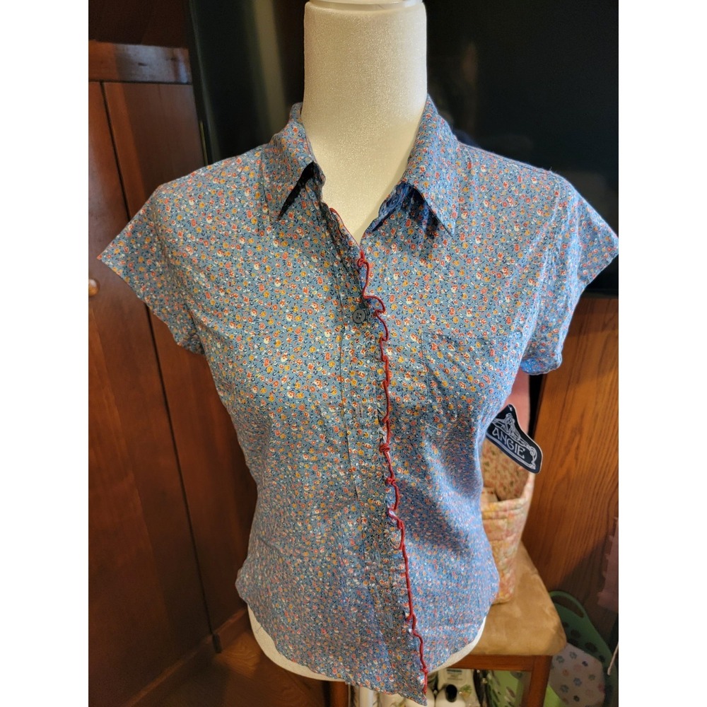 NWT Womens Cotton Button Up Blouse - Size Medium
